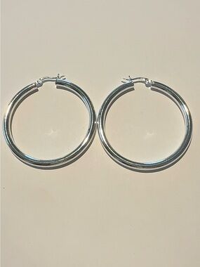 925 Sterling Silver Hoop Earrings - Lightweight Timeless Everyday Style